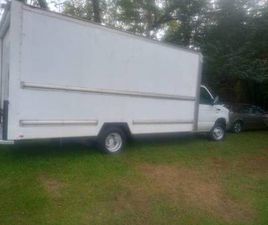 2010 FORD E350 BOX TRUCK - 17 FT. CUBE VAN