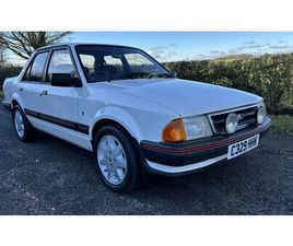 1985 FORD ORION BLANC MANUEL, 5 VITESSES CONDUITE À DROIT...