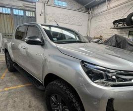 TOYOTA HILUX DOUBLE CABINE TOYOTA HILUX SRV 4X4 2022