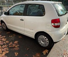 VW FOX IN WEIß REFRESH