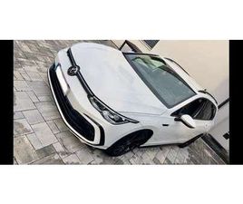 VW GOLF R-LINE 2.0TDI DSG SCHALENSITZE AHK VW GARANTIE IQ