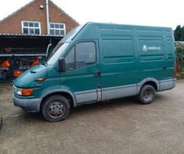 IVECO DAILY DUBBEL LUCHT EN LUCHTVERING 3500KG TREKGEWICHT — BESTELAUTO'S — MARKTPLAATS