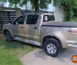 TOYOTA HILUX TOYOTA HILUX SR 4X4 ABS