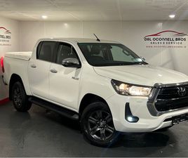 TOYOTA HILUX DOUBLE CABINE 2.4 DOUBLE CAB SR5 4DR