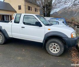 NISSAN NAVARA