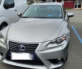 LEXUS IS VENDS LEXUS IS300H LUXE 2014
