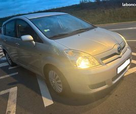 TOYOTA COROLLA VERSO DIESEL 7 PLACES CLIMATISEE