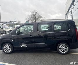 CITROEN BERLINGO XL PTC 130 S&S FEEL EAT8 7 PLACES