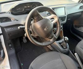 PEUGEOT 208 SOCIETE 208 SOCIÉTÉ 1.5HDI 100