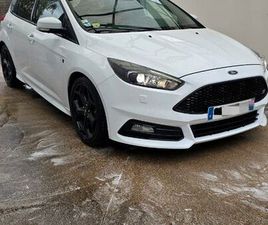 SUPERBE FORD FOCUS 2.0 TDCI 185 CH BV6 ST LINE JA 18 TOIT NOIR XÉNONS TOIT OUVRANT KEYFREE RECARO GPS ENTRETIEN À JOUR