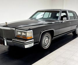 1989 CADILLAC FLEETWOOD 4 DOOR SEDAN
