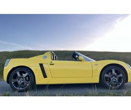 VAUXHALL SPEEDSTER 2003 VAUXHALL VX220 JAUNE MANUEL, 5 VITESSES CONDUITE À D...