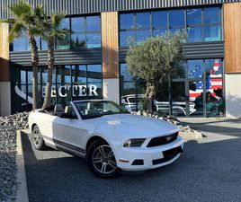 FORD MUSTANG CABRIOLET MUSTANG BLANCHE CAB STOCK