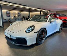PORSCHE 911 CARRERA 4 GTS CABRIOLET
