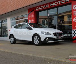 VOLVO V40 CROSS COUNTRY D2 VOLVO V40 CROSS COUNTRY 1.6 D2 KINETIC