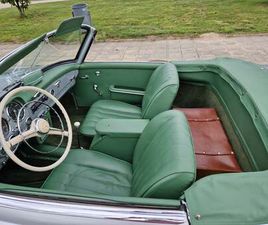 MERCEDES-BENZ 190 SL (121)