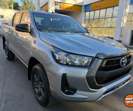 TOYOTA HILUX TOYOTA HILUX SR