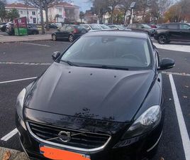 VOLVO V40 D2 VOLVO / V40 BUSINESS / D2 120 MOMENTUM BUSINESS