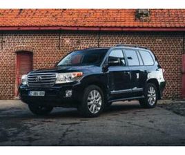 ② TOYOTA LAND CRUISER 200 — TOYOTA — 2EMEMAIN