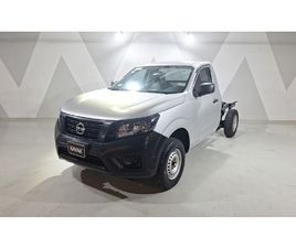 NISSAN NP300 2.5 ESTACAS TM DH AC PAQ. SEG. 6VEL PICKUP 2018