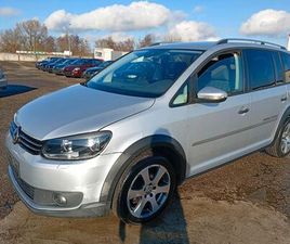 VOLKSWAGEN TOURAN CROSSTOURAN 1,6 TDI*7-SITZER*NAVI*AHK*KAM*6GANG
