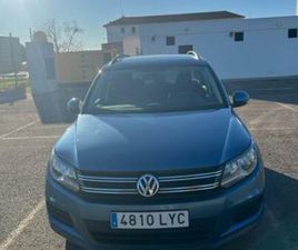 VOLKSWAGEN - TIGUAN