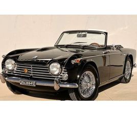 TRIUMPH TR4 1967 TRIUMPH TR4 NOIR MANUEL CONDUITE À GAUCHE IN ITALIE...