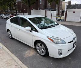 2011 TOYOTA PRIUS V FIVE 5 WITH LEATHER NAVIGATION CAMERA 105K MILES
