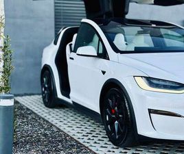 TESLA MODEL X PLAID TESLA MODEL X PLAID - JOKE - WEISS/WEISS 8-FACH