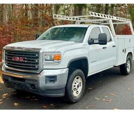 GMC SIERRA 2500 DOUBLE CAB **2017 GMC SIERRA 2500 HD DOUBLE CAB 8' UTILITY 4X4**