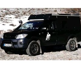TOYOTA HILUX 4X4, MIT AUFBAU UND KLAPPDACH...