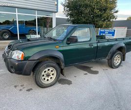 NISSAN NAVARA D22