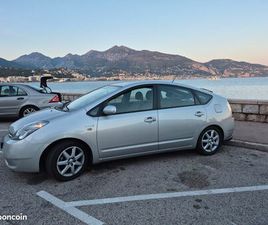 TOYOTA PRIUS VOITURE À VENDRE