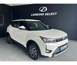 2024 MAHINDRA XUV 300 1.2T | W8