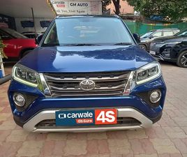 TOYOTA URBAN CRUISER