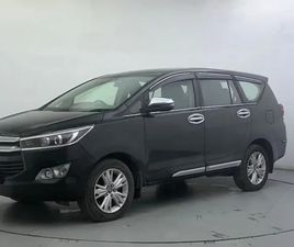 TOYOTA INNOVA