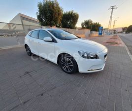 VOLVO V40 2.0 D3 INSCRIPTION