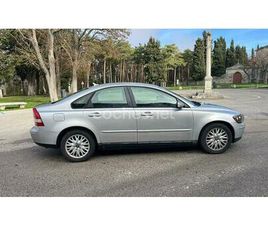 VOLVO S40 VOLVO S40 2.4 MOMENTUM