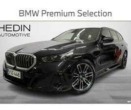 G61 TOURING EDRIVE40 M SPORT // COMFORT-PENKIT/ MUISTI & TUULETUS/ KOUKKU/ AJOAVUSTIMET JA ACC *** BMW PREMIUM SELECTION