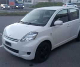 ZU VERKAUFEN DAIHATSU SIRION 1.3 4X4 FRISCH AB MFK 2012JG
