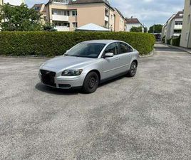 VOLVO S40 VOLVO S40 1,8