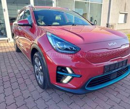 KIA NIRO E-NIRO 64KWH PLATINUM GARANCIÁLIS. SZÉP ESZTÉTIKAI ÁLLAPOT. 2 TÖLTŐ. 3 FÁZIS