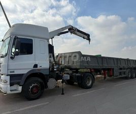 SEMI-REMORQUE AVEC GRUE