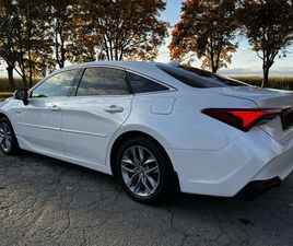 TOYOTA AVALON AN. 2019
