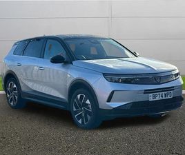VAUXHALL GRANDLAND HATCHBACK 2025, 2781 MILES, £27799 - 33010073 - EXCHANGEANDMART.CO.UK
