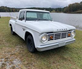 DODGE D100