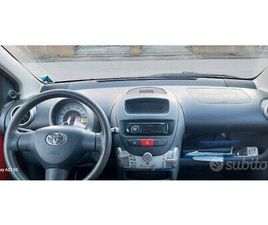 TOYOTA PORTE TOYOTA AYGO 12/2009