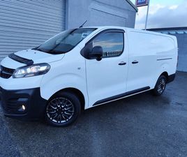 VAUXHALL VIVARO COMMERCIALS