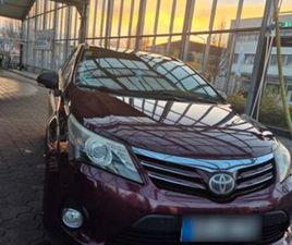 TOYOTA AVENSIS *PANO**NAV*LEDER*