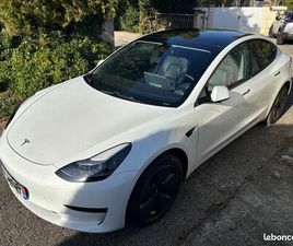 TESLA MODEL 3 STANDARD PLUS TESLA MODÈLE 3 BLANCHE